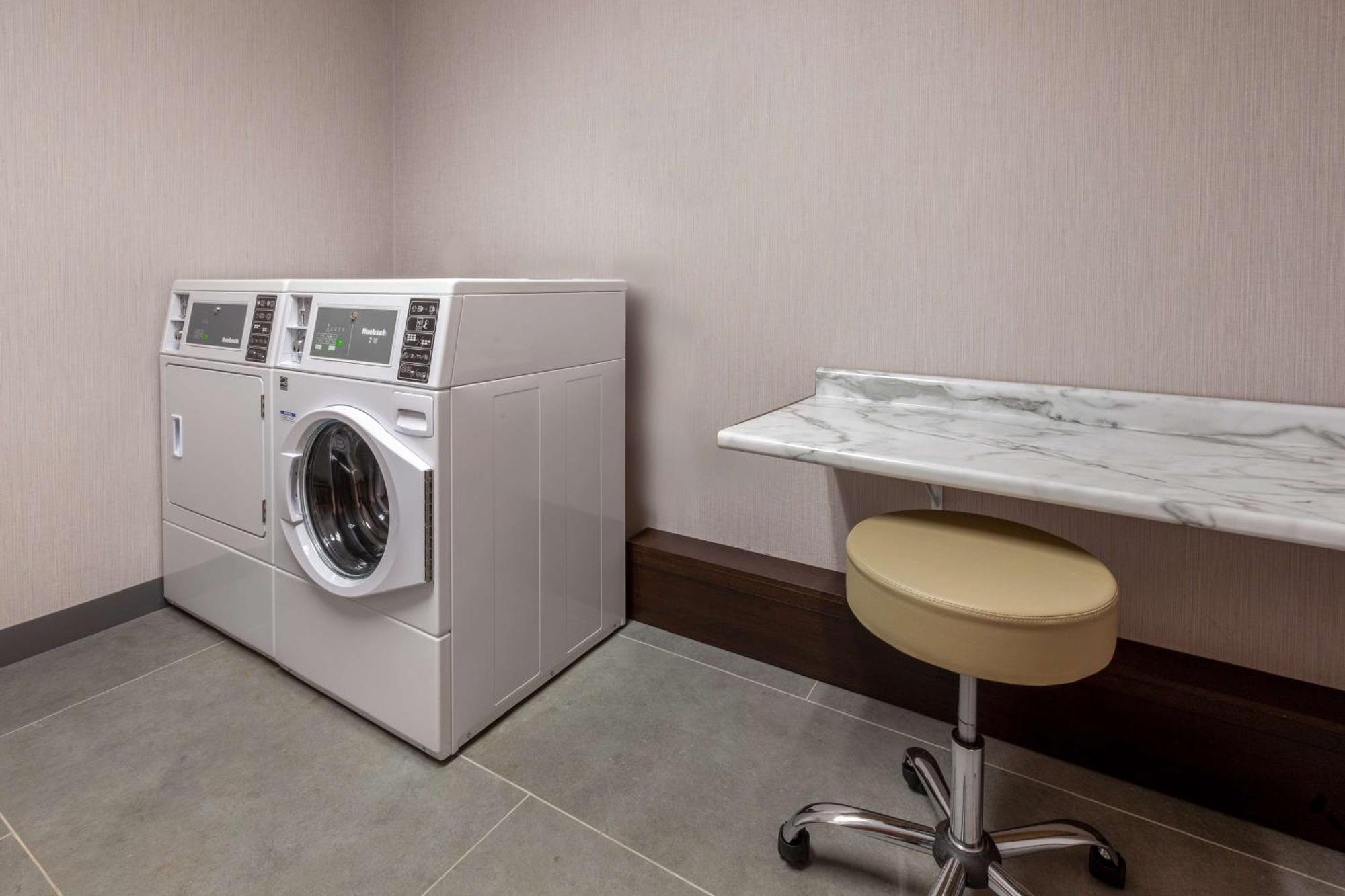 Hampton Inn & Suites Bloomfield Hills Detroit ภายนอก รูปภาพ