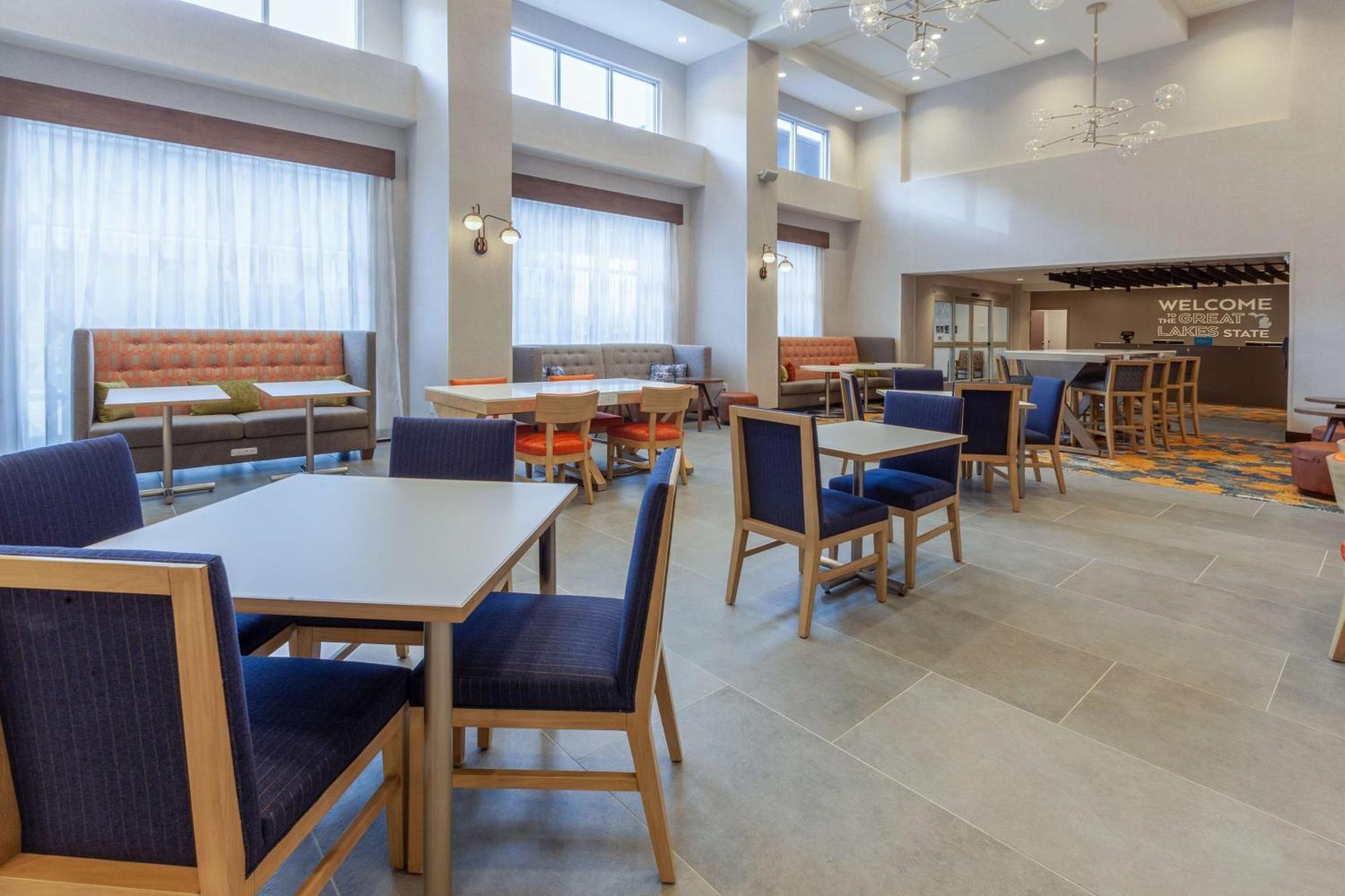 Hampton Inn & Suites Bloomfield Hills Detroit ภายนอก รูปภาพ
